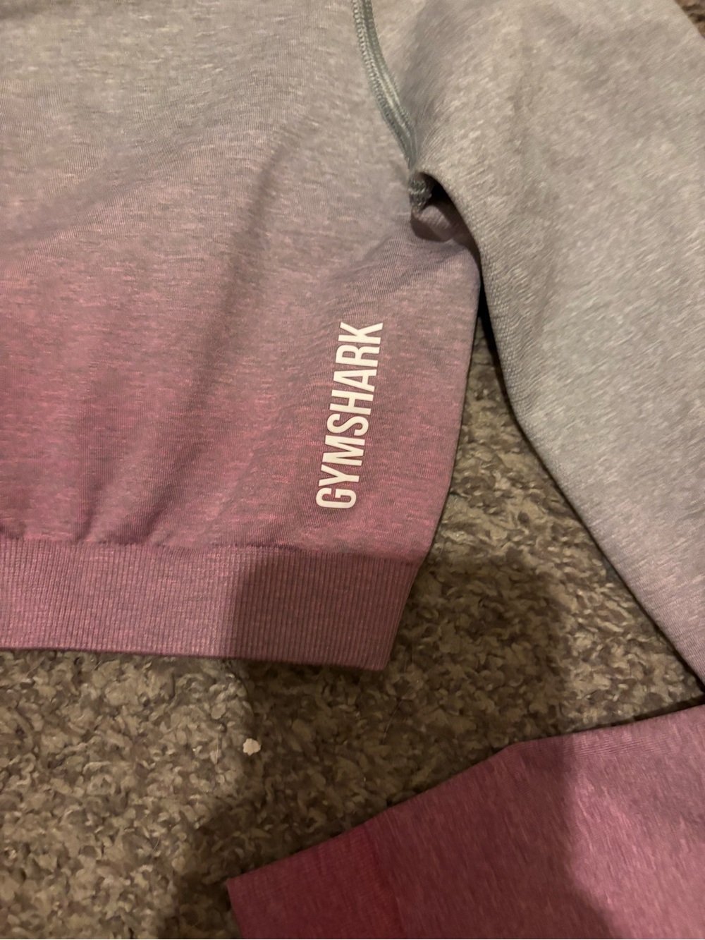 GymShark Grey Ombre Crop Top - Picture 3 of 4